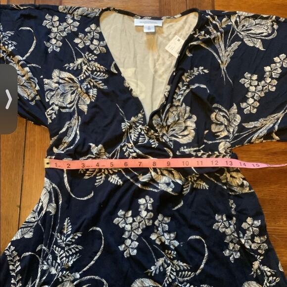 Motherhood Maternity Navy White Floral Flutter Sleeve Wrap Dress Size Medium NWT - Picture 6 of 13